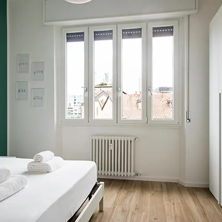 Youhosty - 25 Aprile 5 Apartment Milan